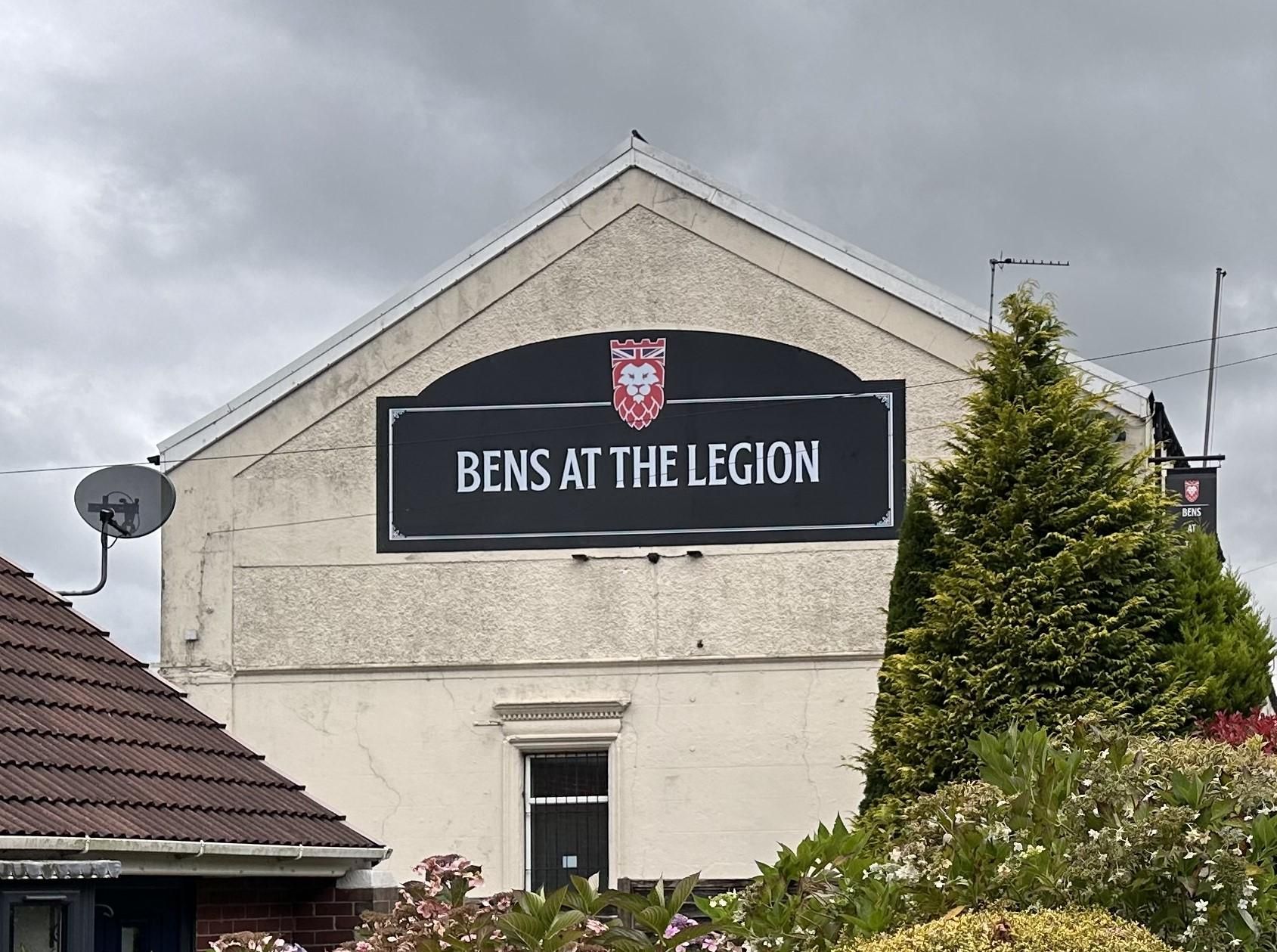 Pub Sign. (Sign, Key). Published on 12-10-2024