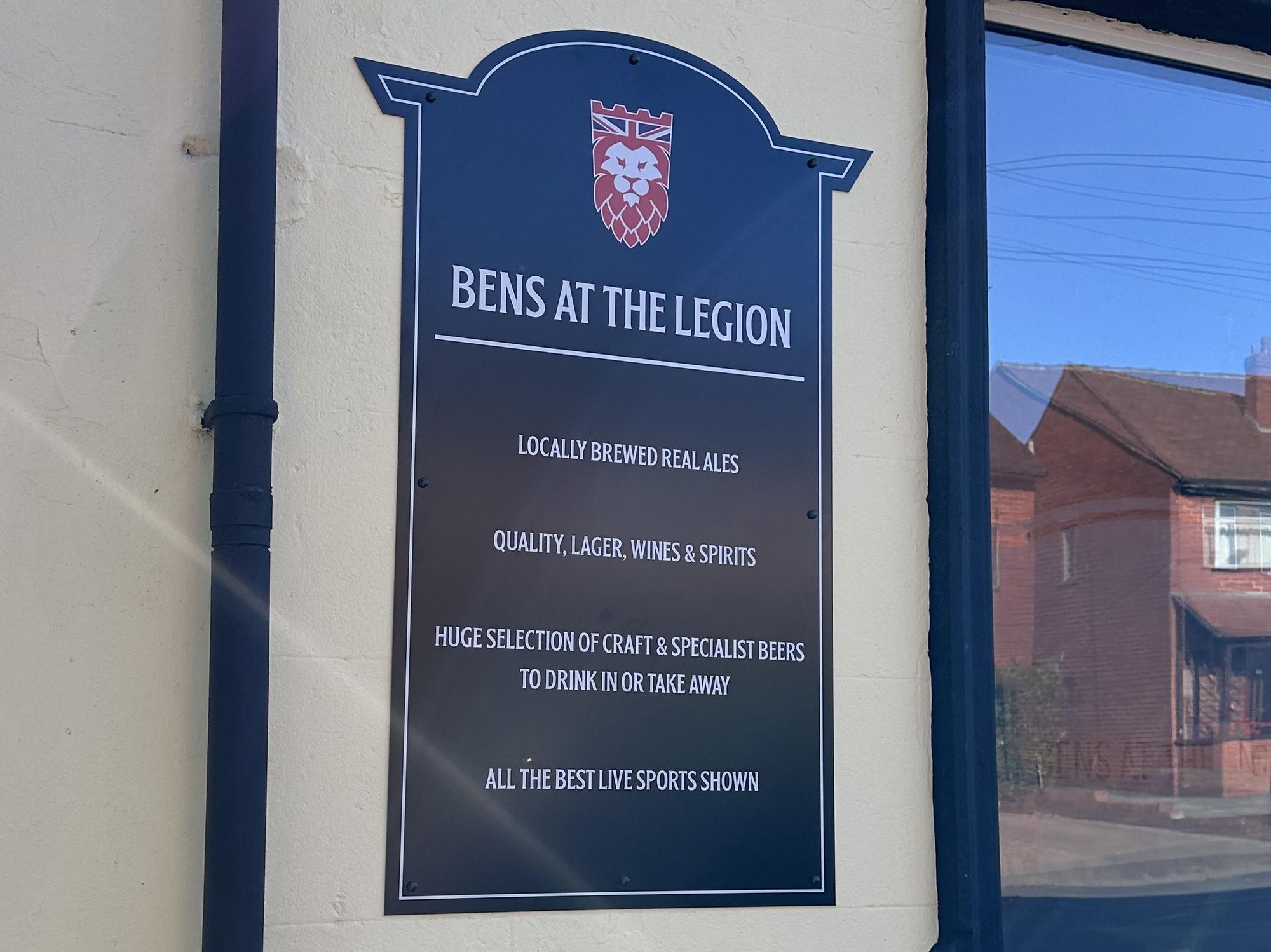 Pub Sign. (Sign). Published on 12-10-2024