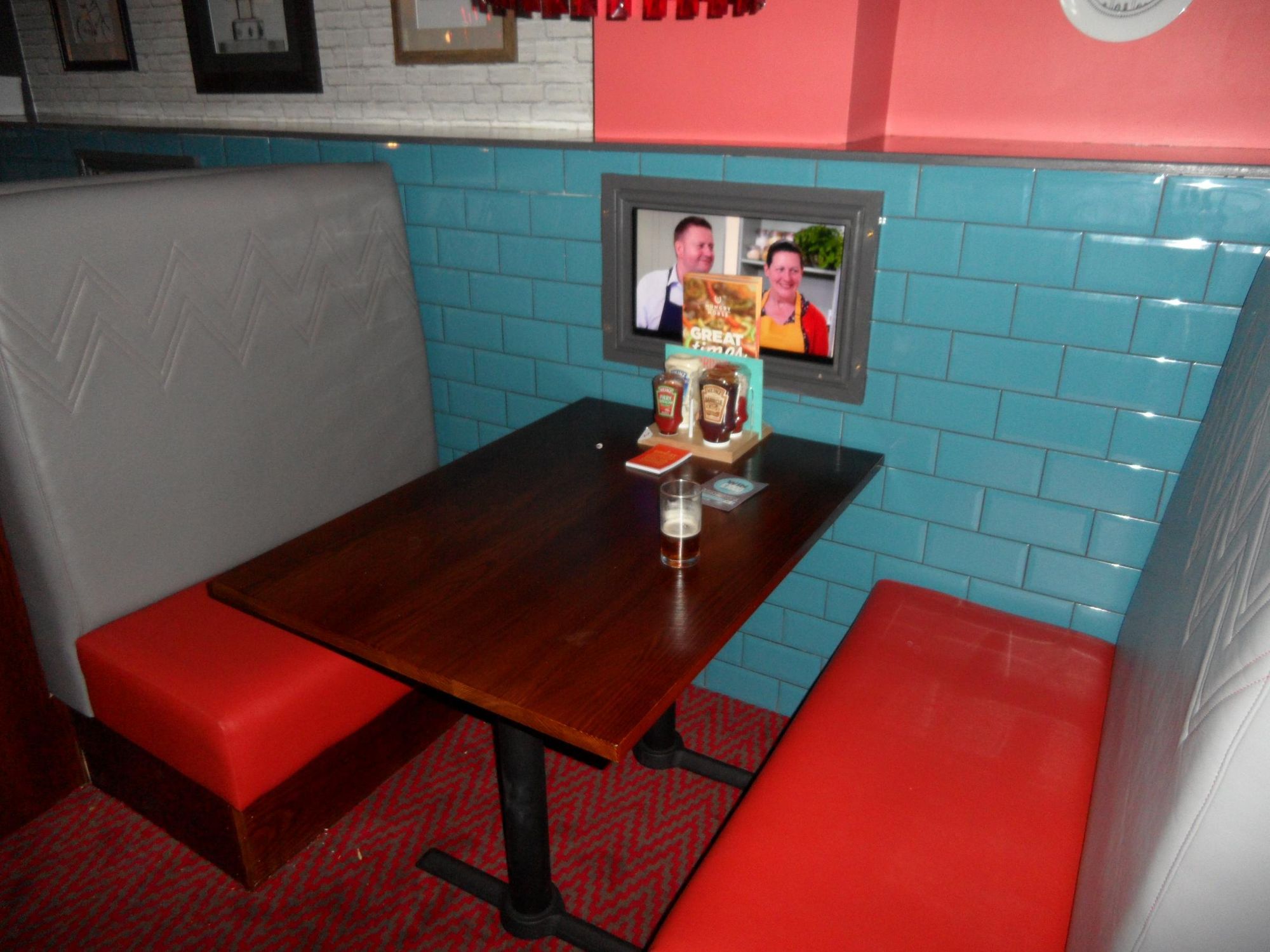 Seating. Published on 25-10-2016