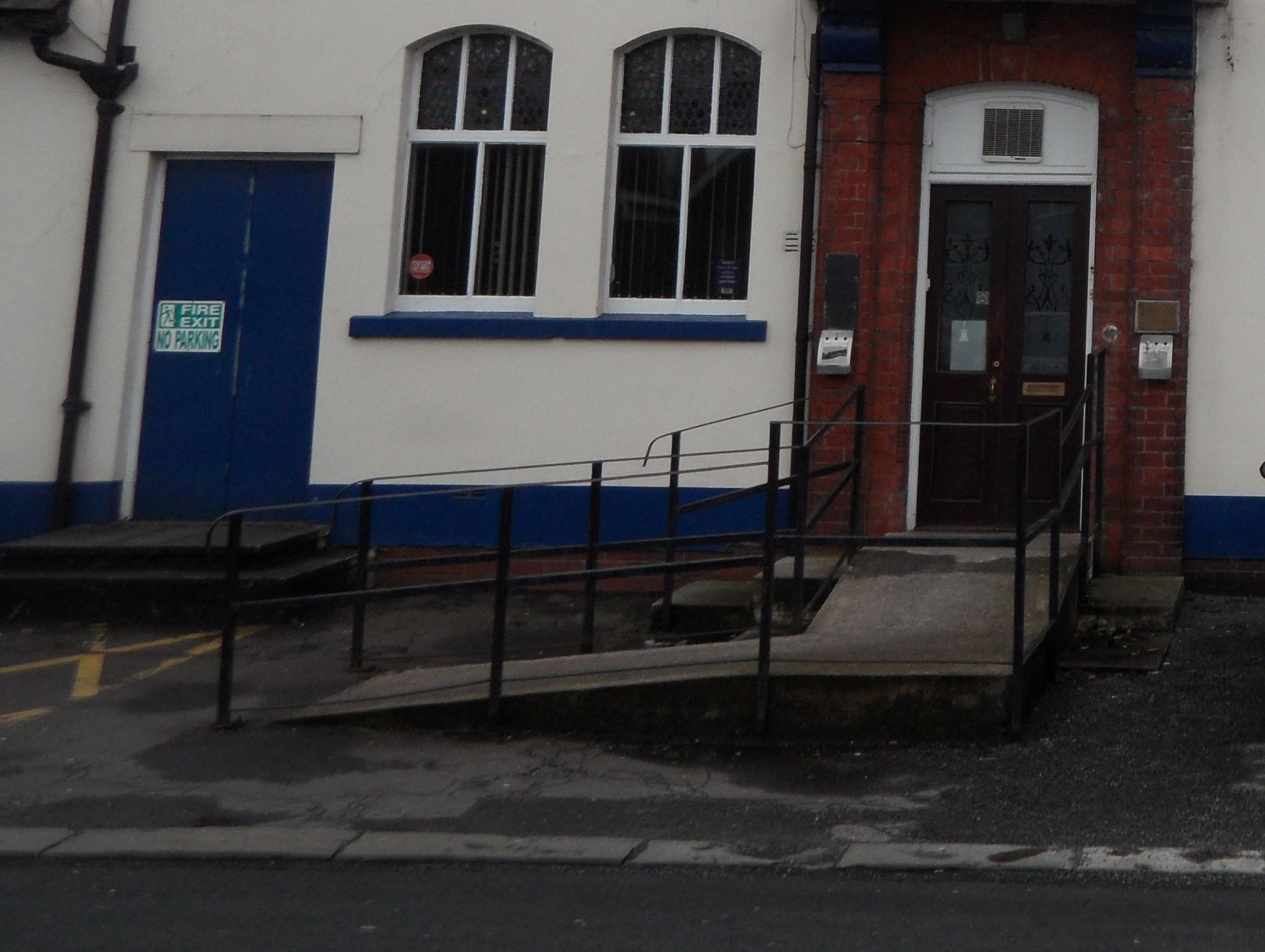 Mobility Ramp Access at entrance. (External). Published on 21-01-2026