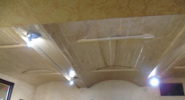 Vaulted Ceiling. Published on 04-11-2015