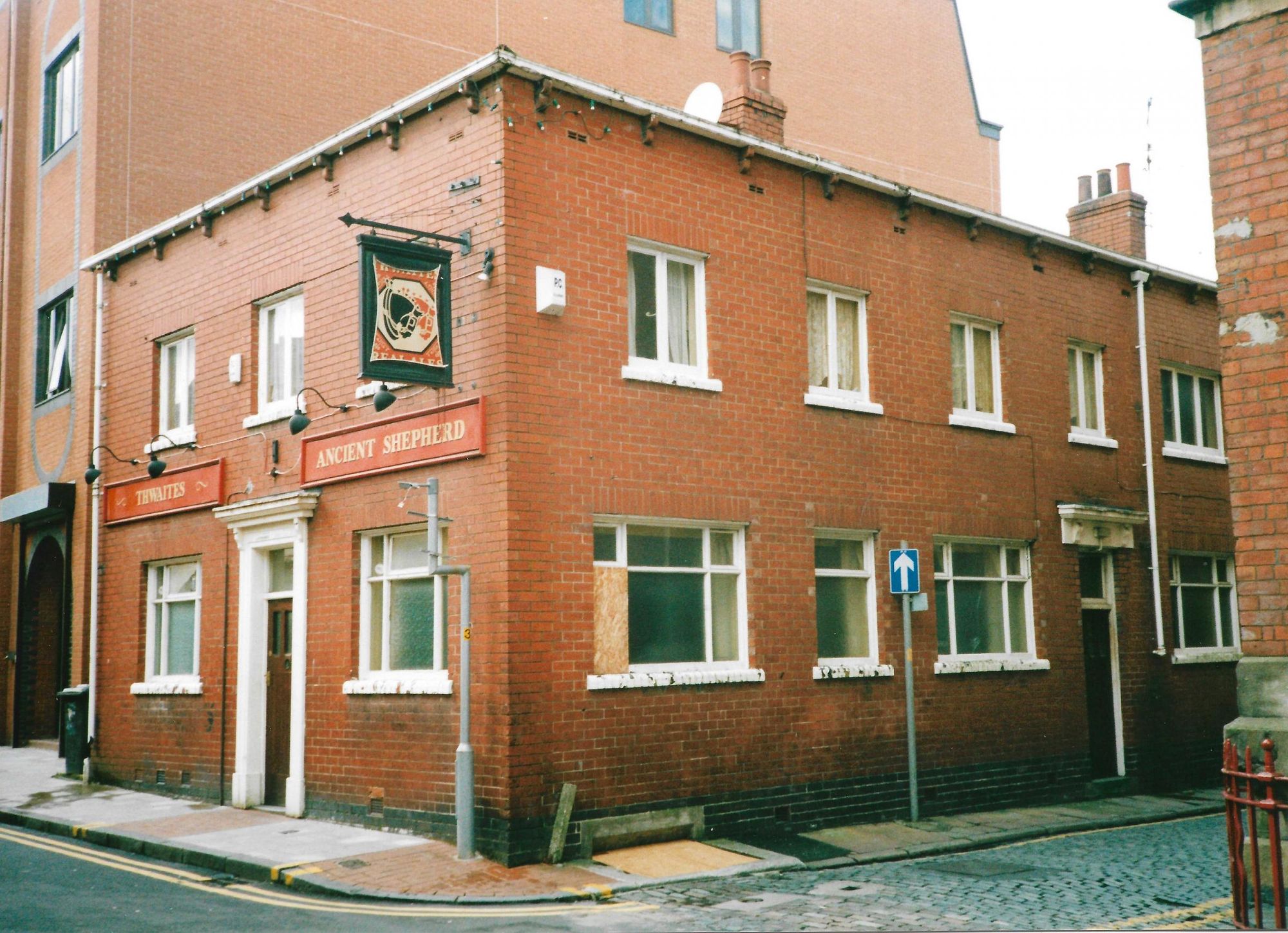 In Thwaites Days. Published on 05-05-2022