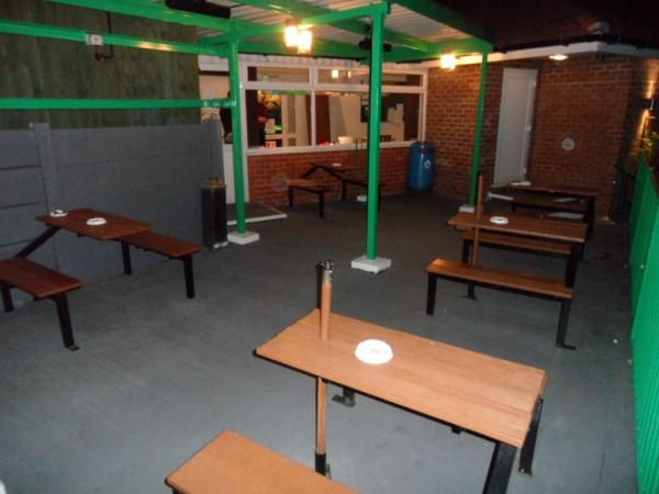 Patio Area. (Garden). Published on 10-12-2015