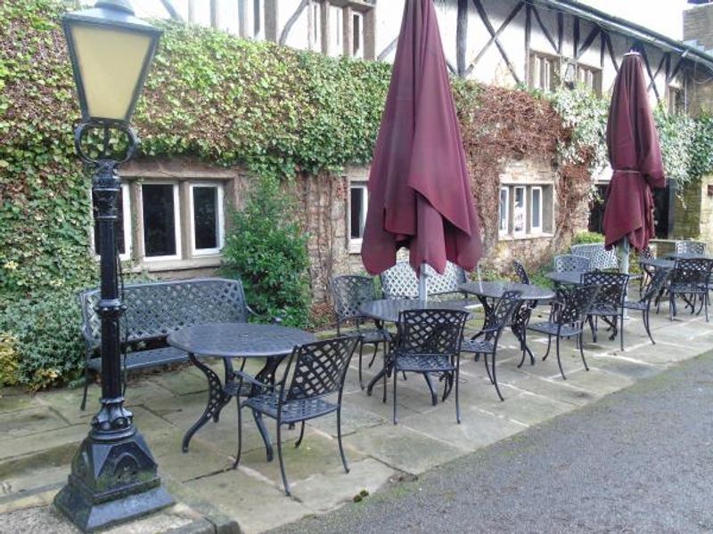 Patio Area. Published on 08-12-2015