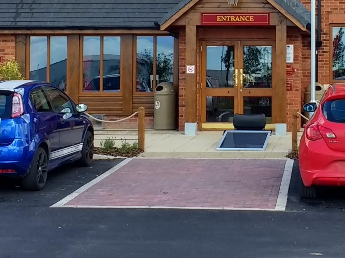 Mobility Level Access at entrance. (External). Published on 21-01-2026