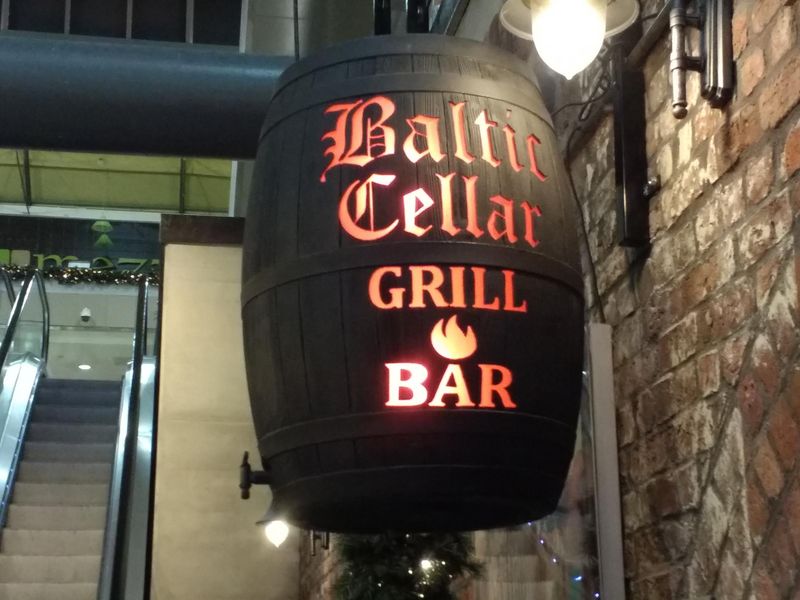 Pub Sign. (Sign). Published on 30-11-2017 