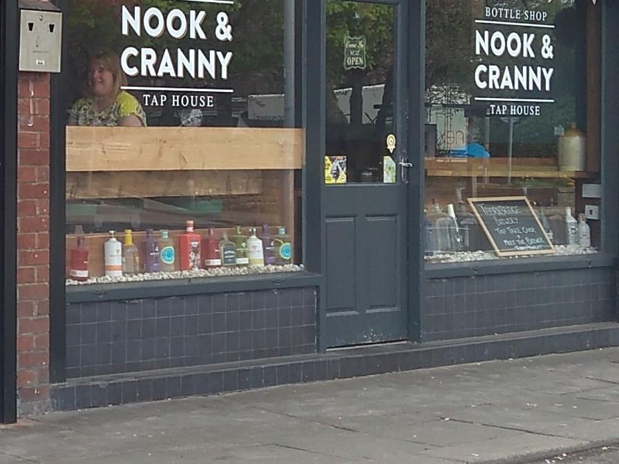 Mobility Access with deep step at the entrance. (External). Published on 24-01-2026