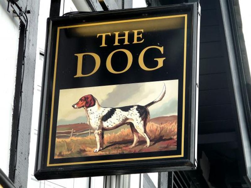 (Pub, External, Sign). Published on 28-05-2015