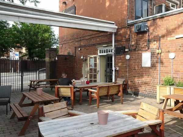 Leopard Inn, Burton upon Trent - CAMRA - The Campaign for Real Ale