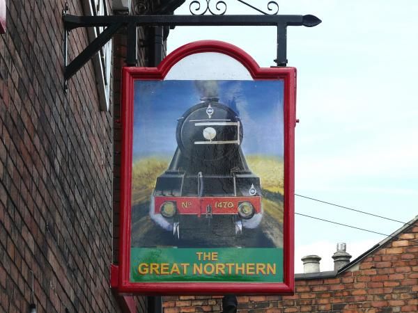 (Pub, External, Sign). Published on 10-06-2015