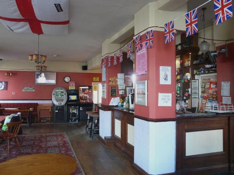 (Pub, Bar). Published on 19-09-2014 