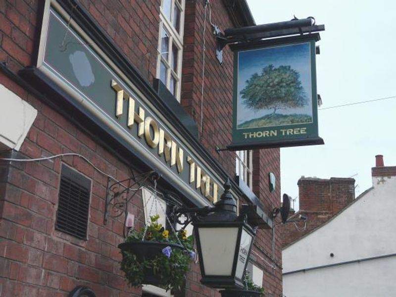 (Pub, Sign). Published on 28-01-2016 