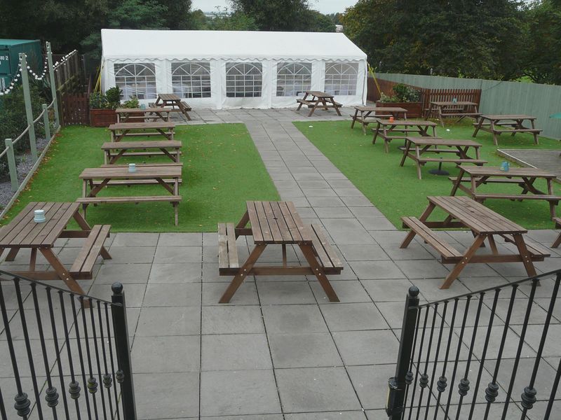 (Pub, External, Garden). Published on 03-10-2016