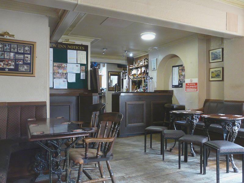 (Pub, Bar). Published on 14-04-2017 