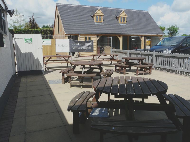 (Pub, Garden). Published on 21-05-2017 