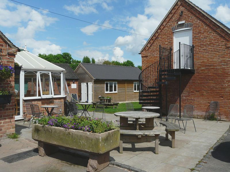 (Pub, External, Garden). Published on 21-05-2017 