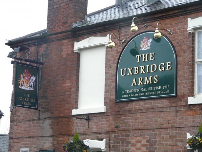 (Pub, External, Sign). Published on 02-02-2014