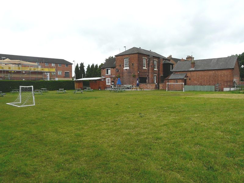 (Pub, External, Garden). Published on 21-06-2018