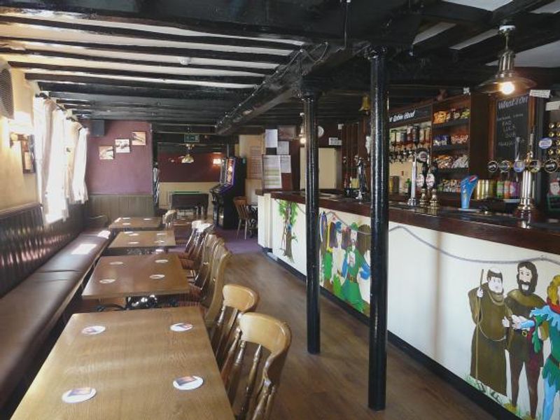 (Pub, Bar). Published on 25-07-2016 