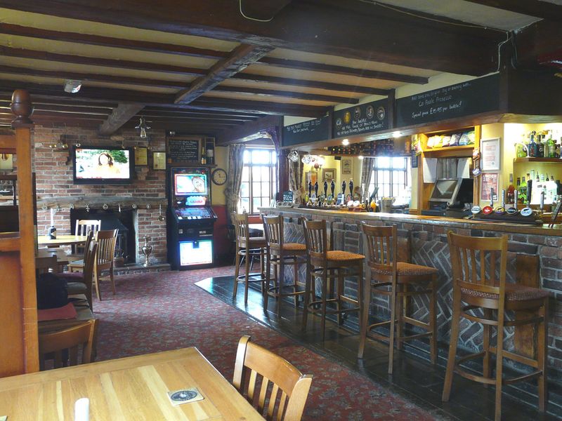 (Pub, Bar). Published on 29-04-2018 