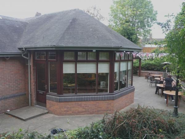 (Pub, External, Garden). Published on 09-10-2013