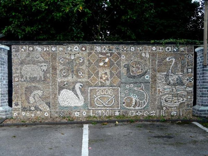 Car park mural. (Pub, External). Published on 12-03-2014 