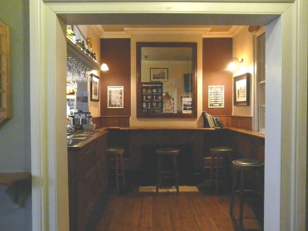 (Pub, Bar). Published on 24-02-2015