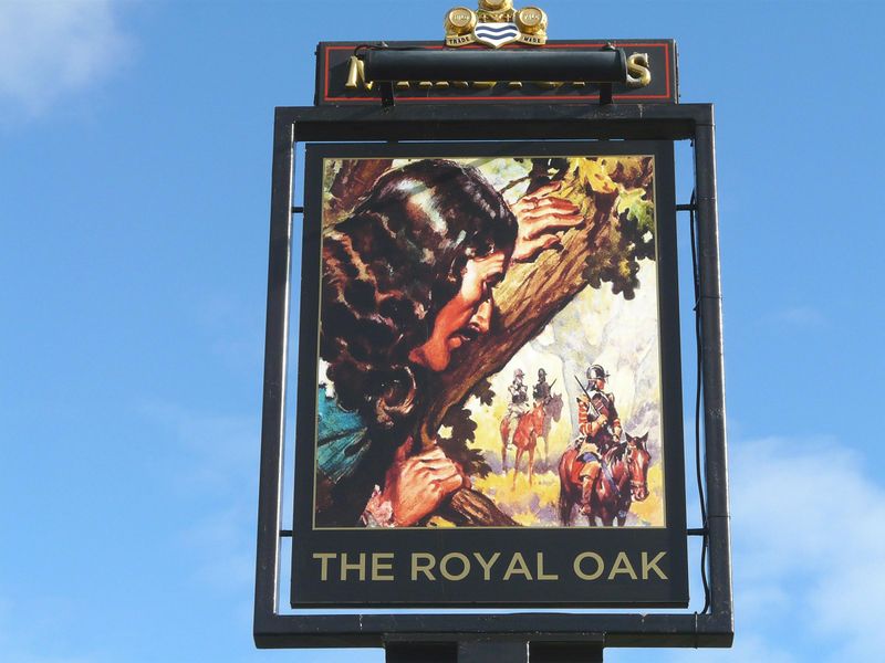 (Pub, External, Sign). Published on 30-10-2016 