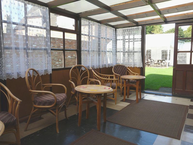 (Pub, Bar, Garden). Published on 30-10-2016 