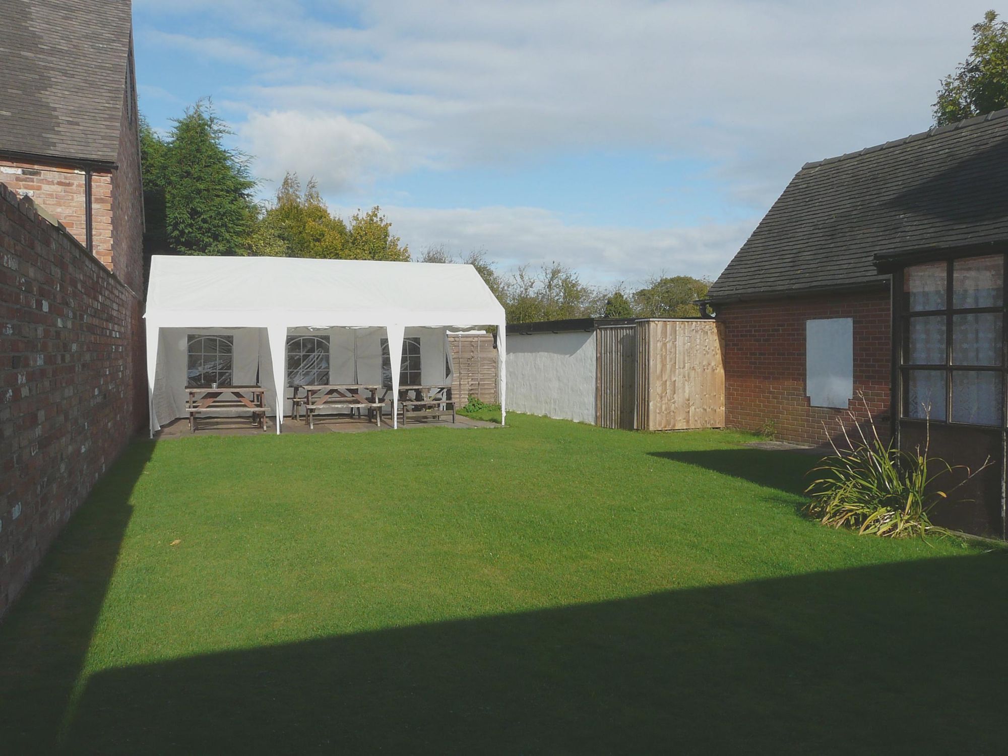 (Pub, External, Garden). Published on 30-10-2016