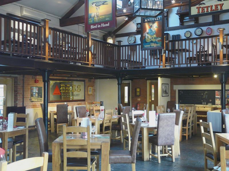 (Pub, Restaurant). Published on 17-03-2017