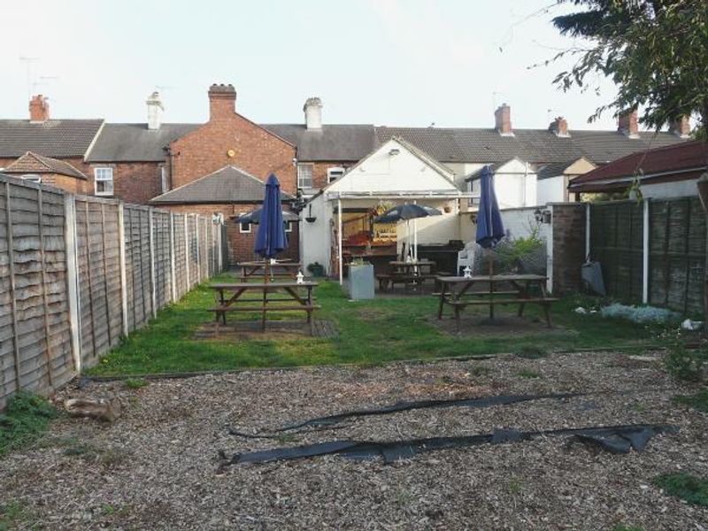 (Pub, Garden). Published on 19-09-2014