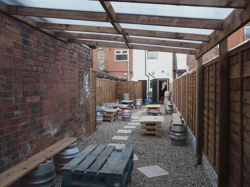 (Pub, External, Garden). Published on 05-09-2016