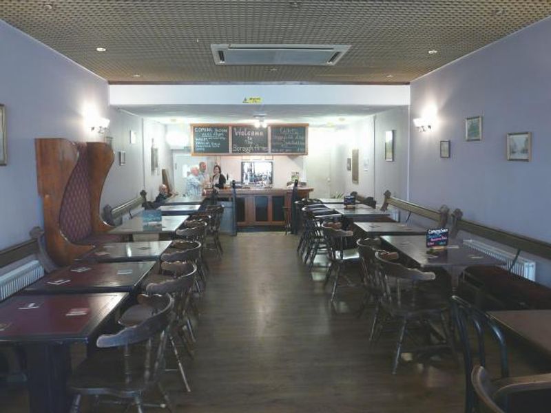 (Pub, Bar). Published on 07-05-2014