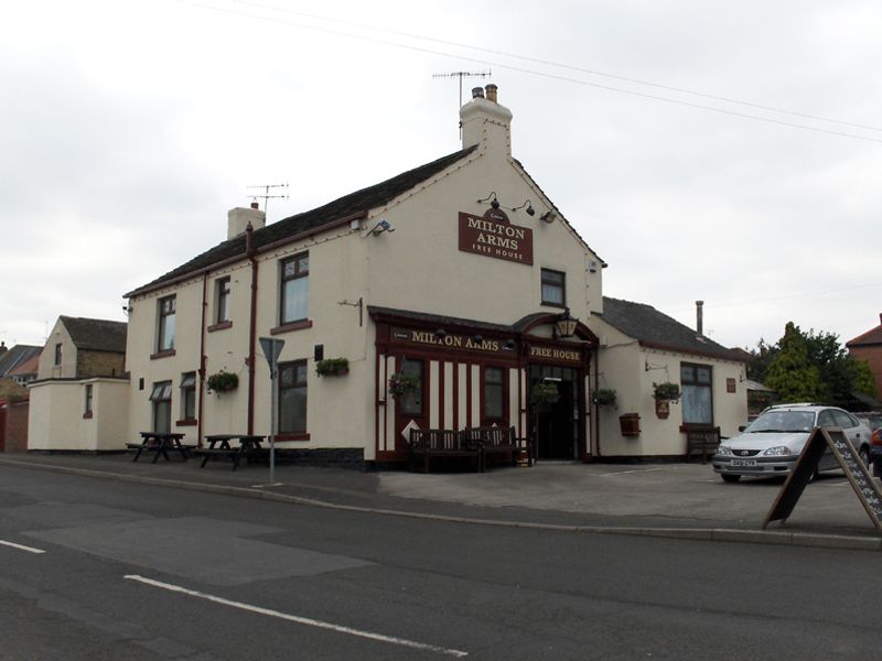 Milton Arms, Elsecar. (Pub, External). Published on 14-10-2014