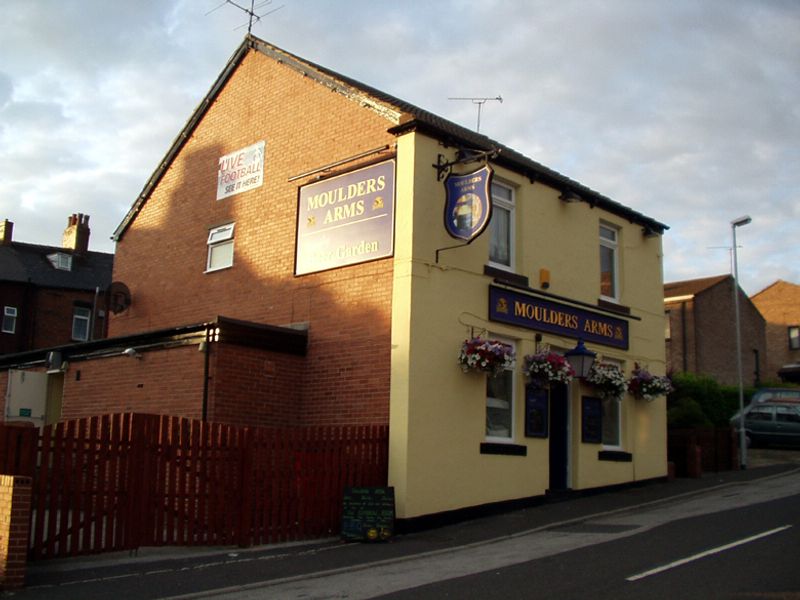 Moulders Arms, Barnsley. (Pub, External). Published on 14-10-2014