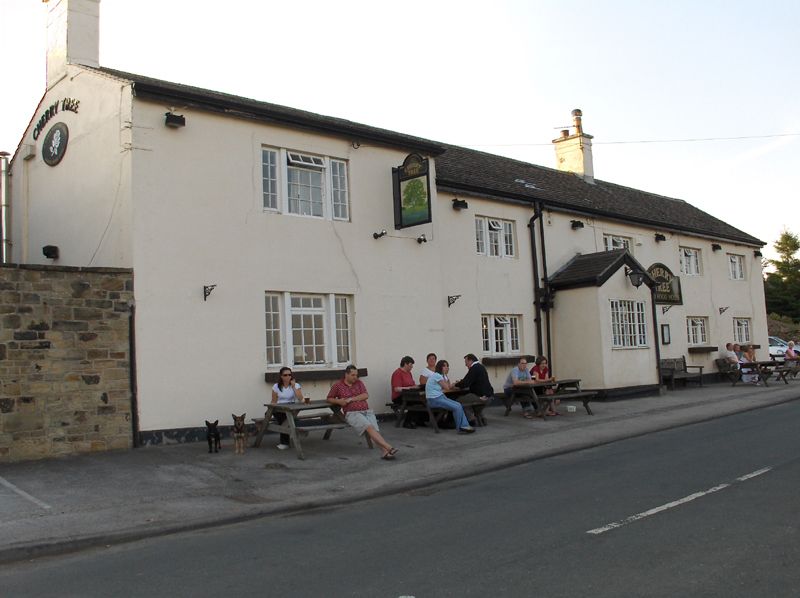 Cherry Tree, High Hoyland. (Pub, External). Published on 14-10-2014