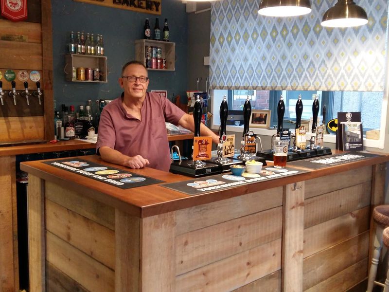 (Bar, Publican). Published on 23-07-2017 