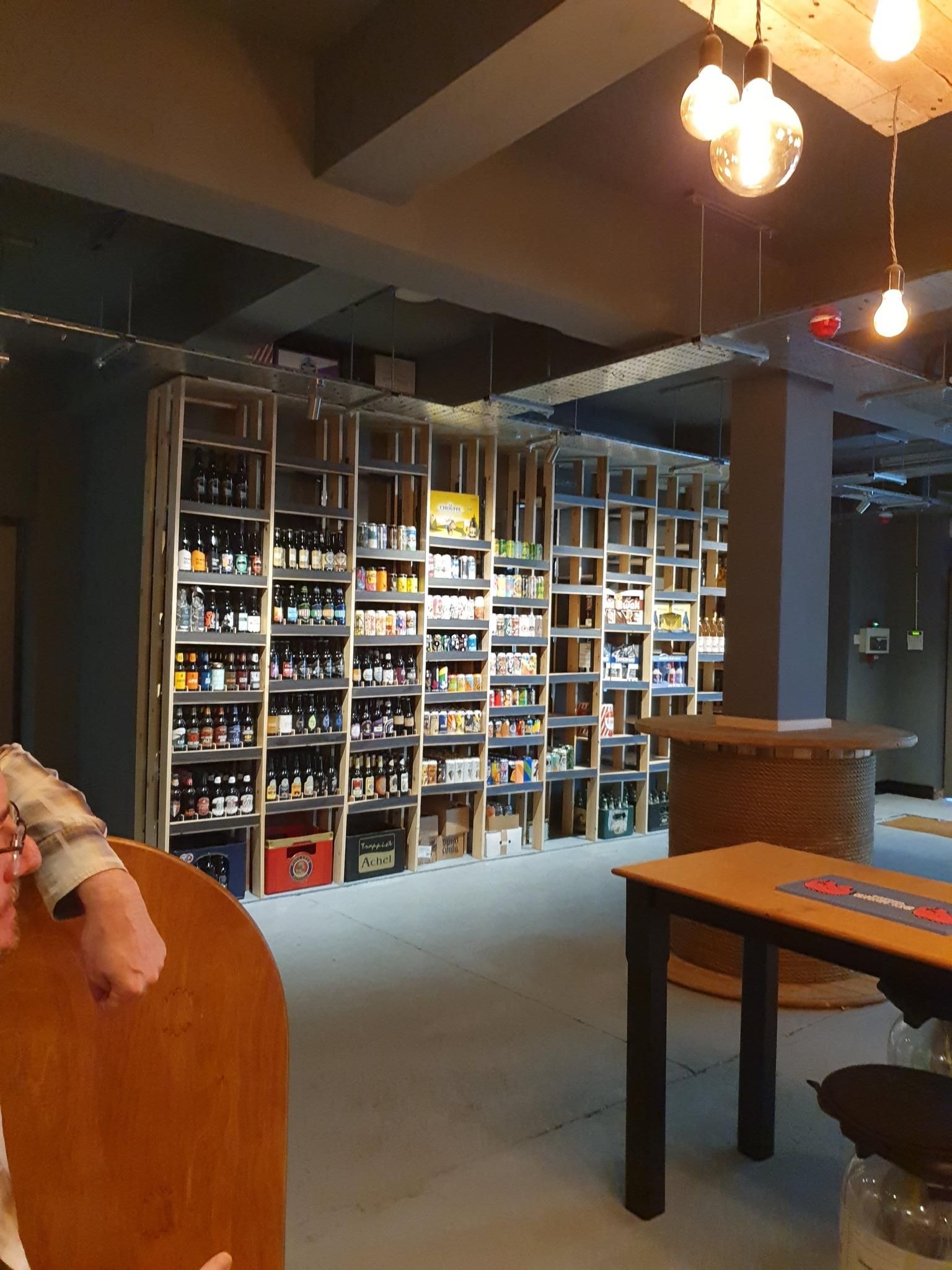 Bottle area. (Pub). Published on 16-10-2021