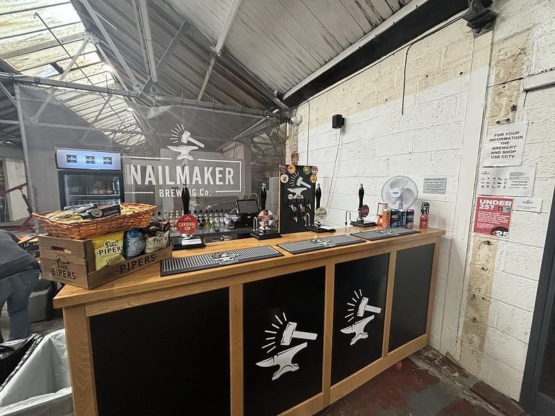 (Pub, Bar). Published on 16-06-2024
