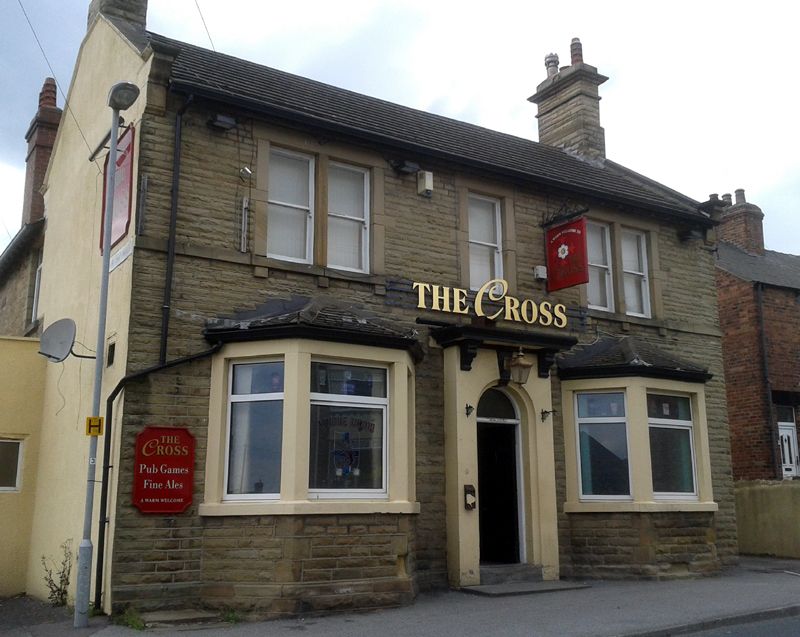 Cross, Royston. (Pub, External). Published on 14-10-2014