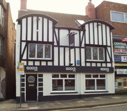 Three Travellers, Barnsley. (Pub, External). Published on 25-11-2012