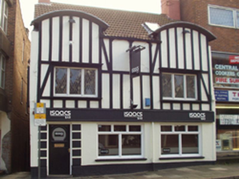 Three Travellers, Barnsley. (Pub, External). Published on 25-11-2012