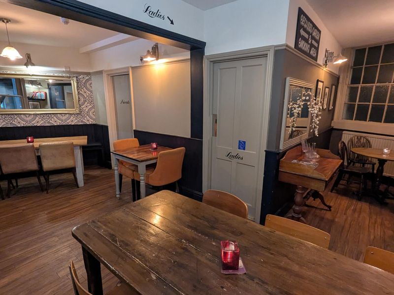 (Restaurant). Published on 21-03-2025 