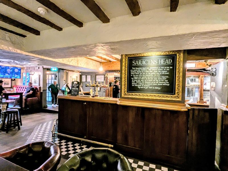 (Bar). Published on 24-08-2025 
