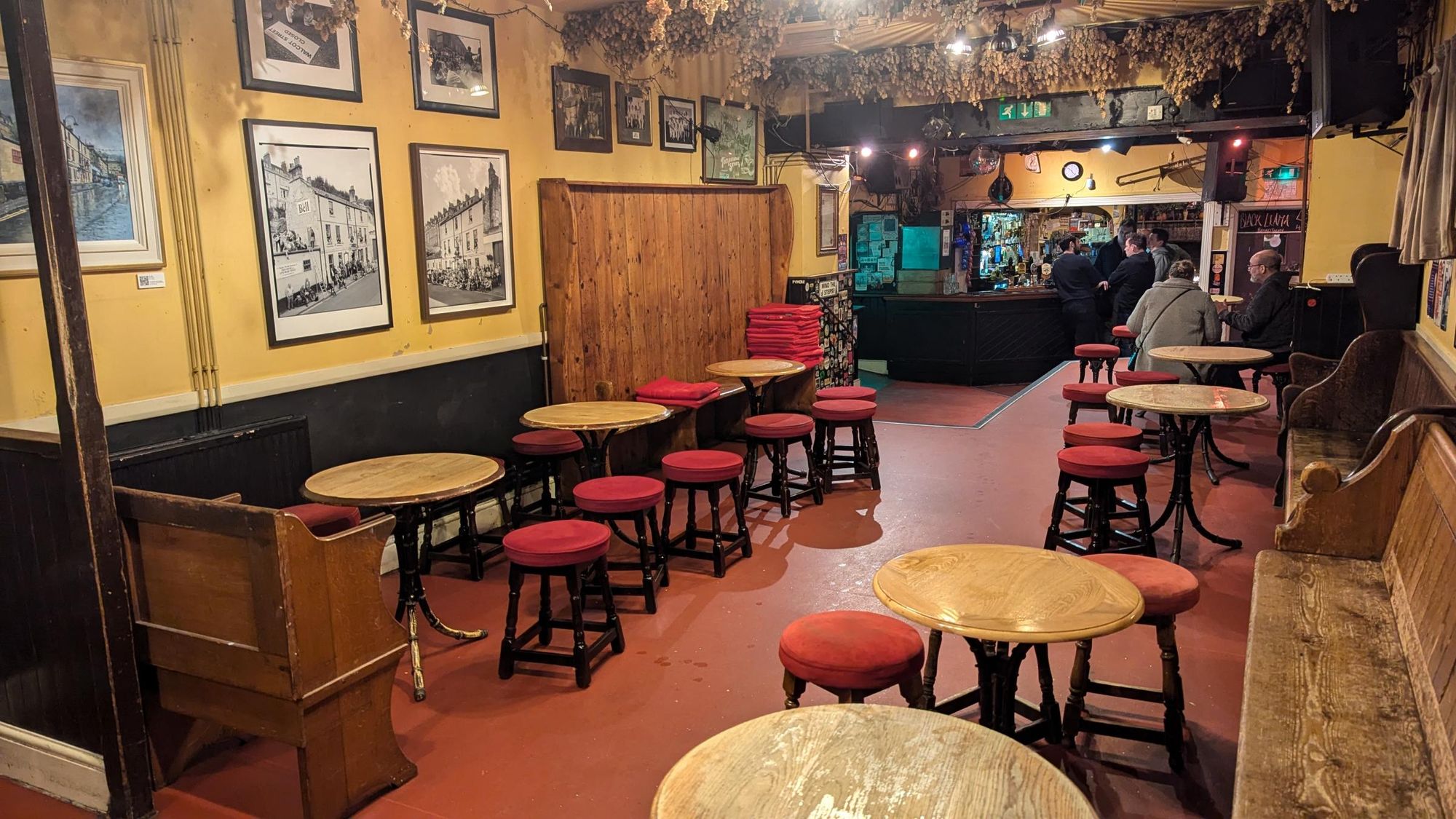 (Bar). Published on 23-11-2024