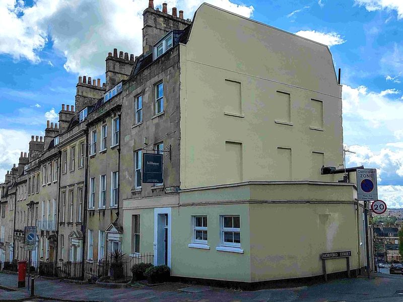 2021 Image of former pub. (External, Key). Published on 24-08-2025 