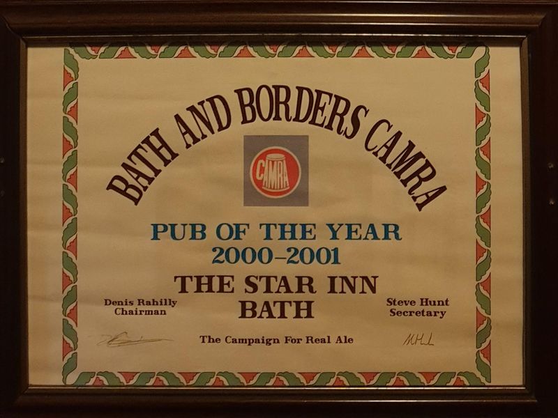 Pub of the Year 2000-1. (Sign, Award). Published on 11-02-2025