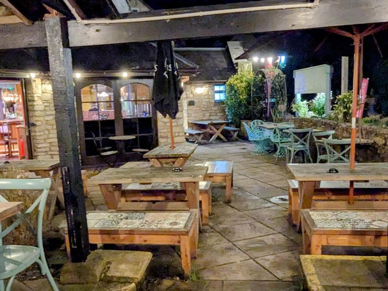 (External, Garden). Published on 23-11-2024