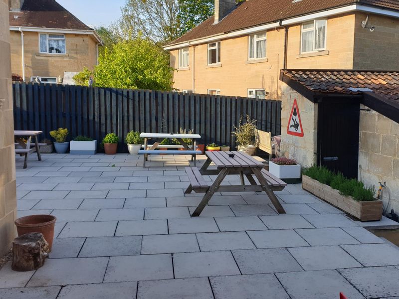 May 2021 - Rear Patio Garden. Published on 09-01-2024